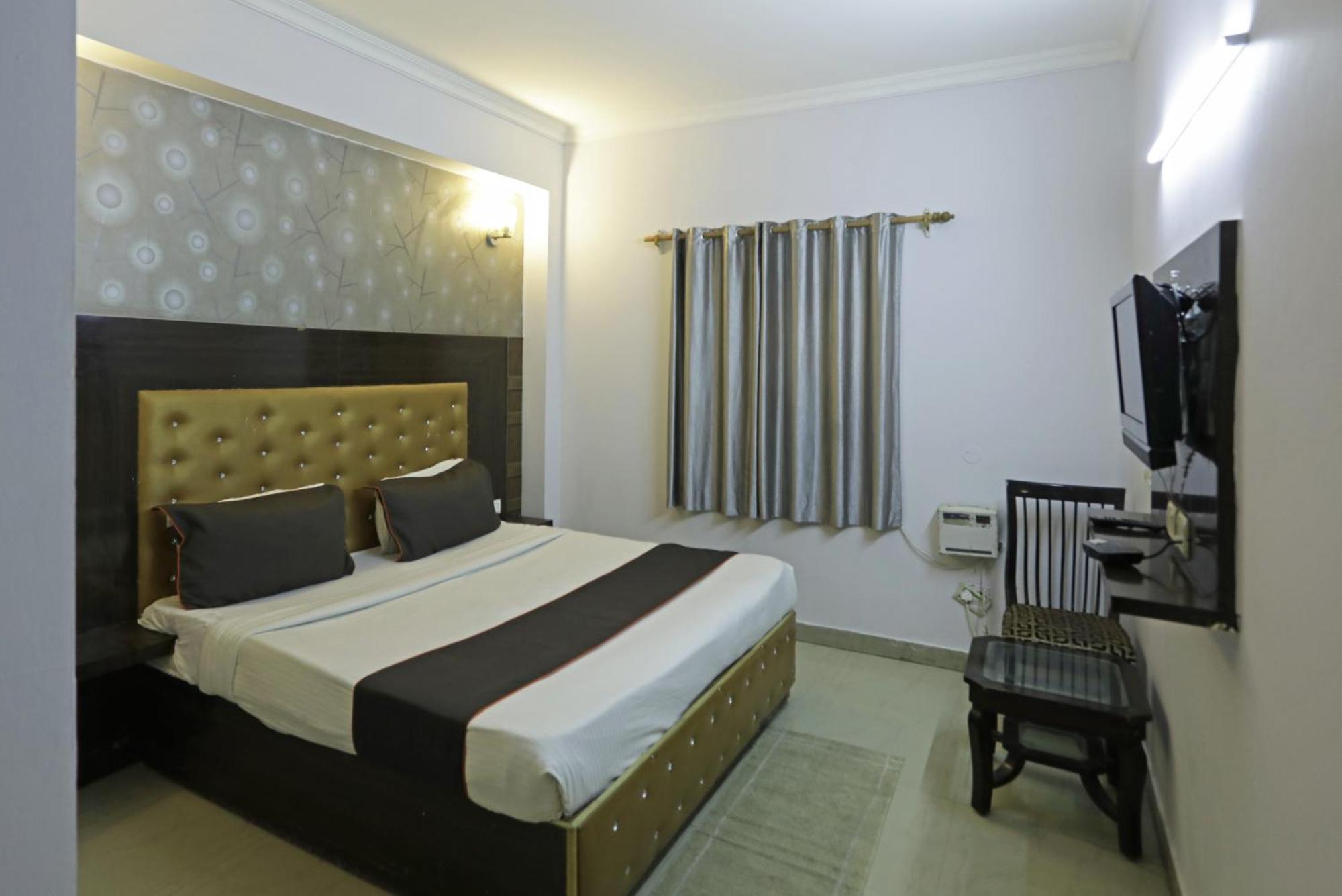 Hotel Samara Kingdom Near Delhi Airport New Delhi Exterior photo